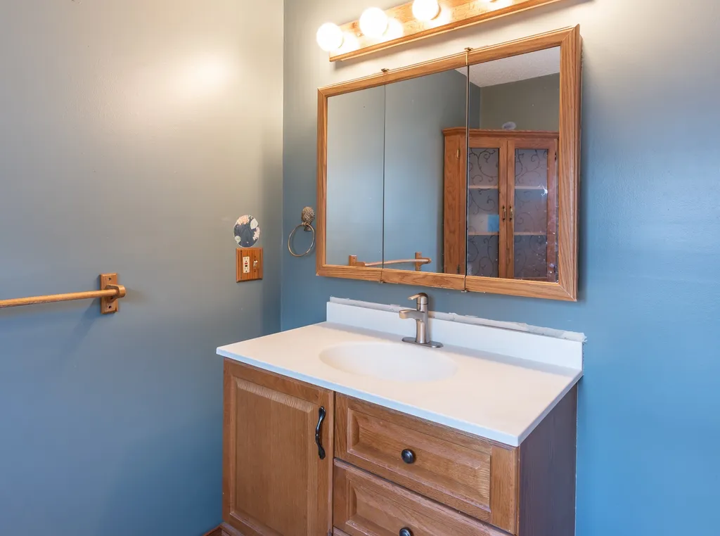20 Pennichuck Street Nashua NH 03064