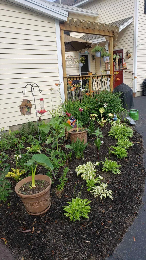 20 Pennichuck Street Nashua NH 03064