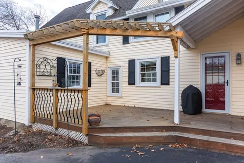 20 Pennichuck Street Nashua NH 03064