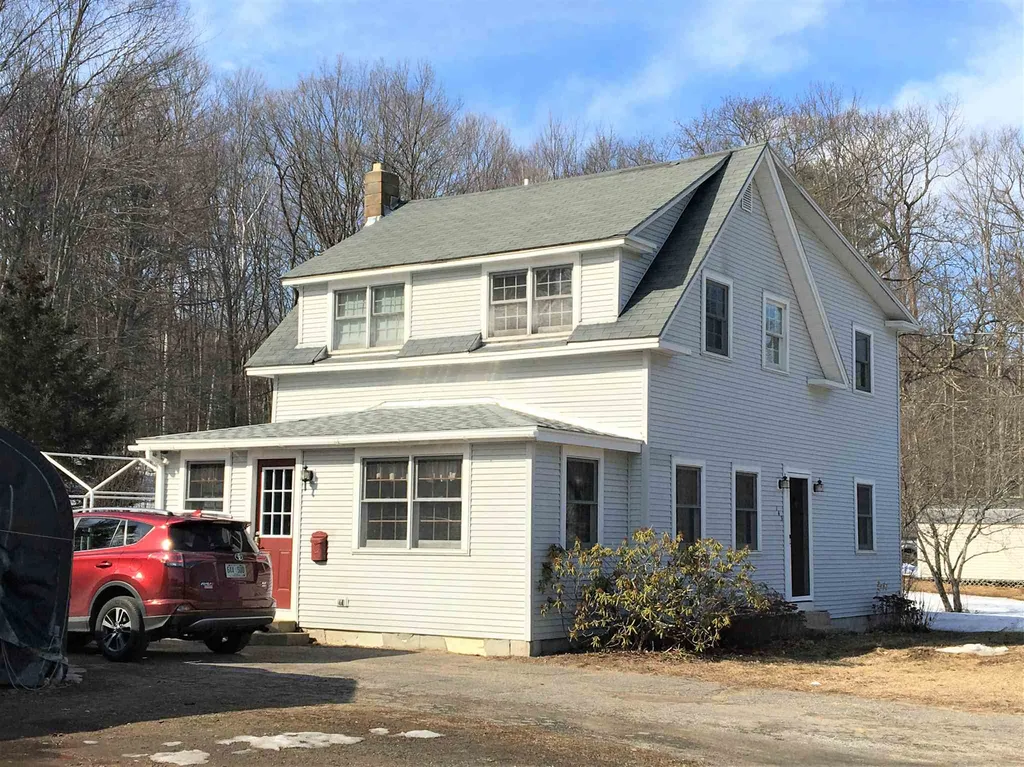 143 Thunder Road Franklin NH 03235