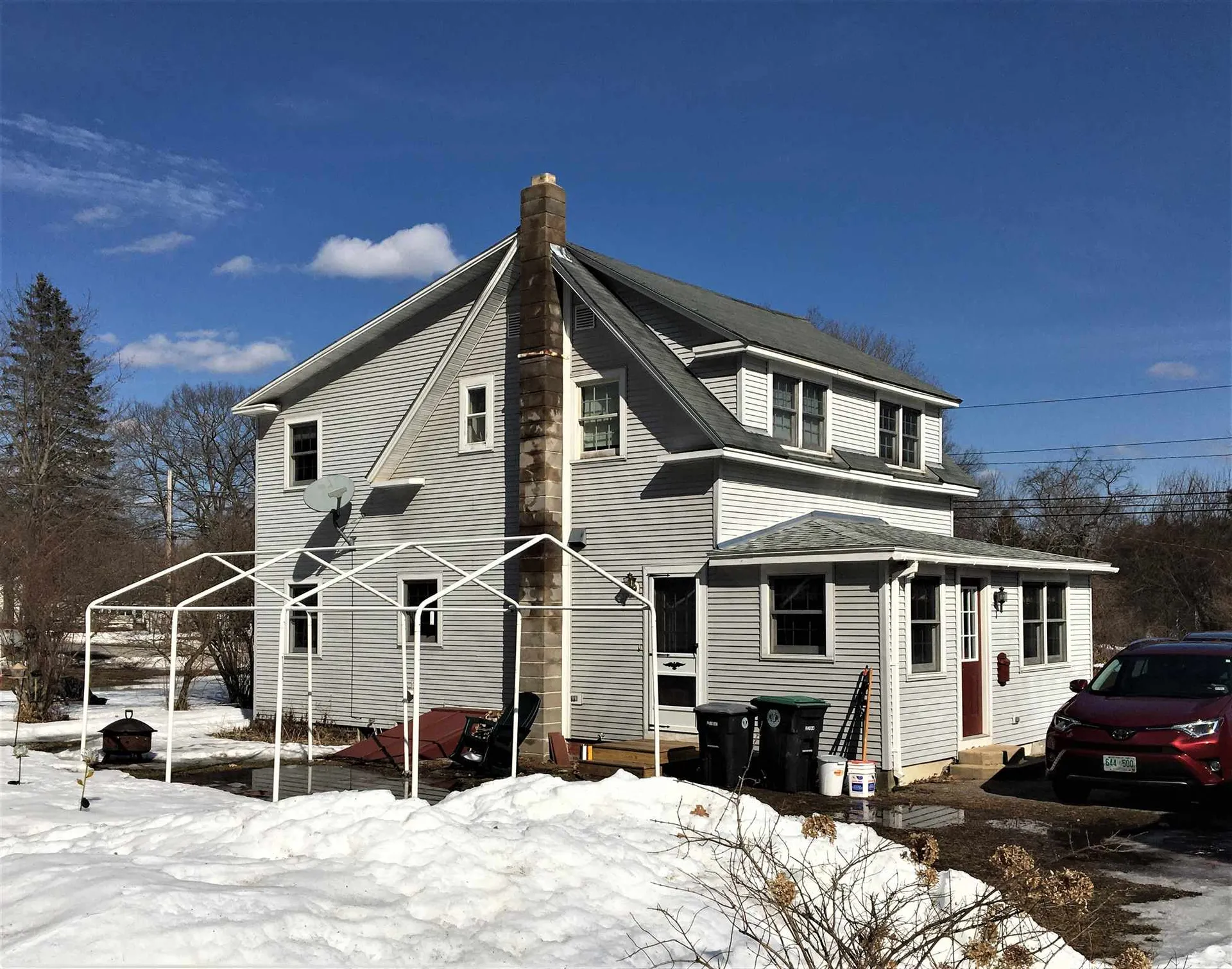 143 Thunder Road Franklin NH 03235