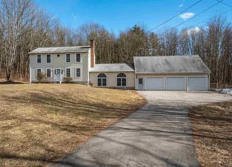 112 Oak Hill Road Barrington NH 03825