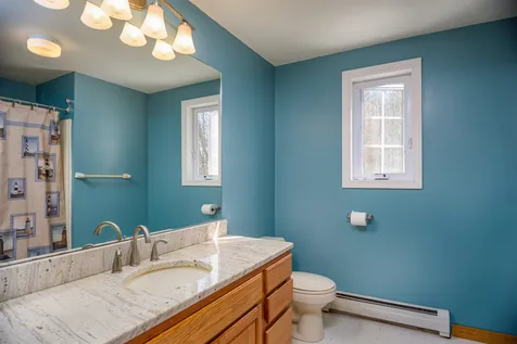 112 Oak Hill Road Barrington NH 03825