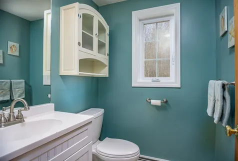 112 Oak Hill Road Barrington NH 03825