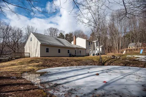112 Oak Hill Road Barrington NH 03825