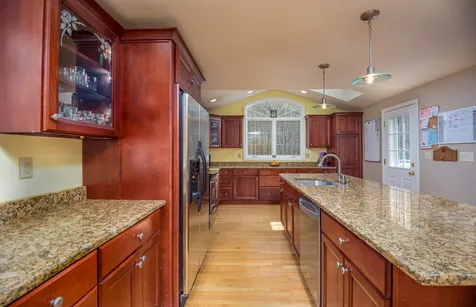 112 Oak Hill Road Barrington NH 03825