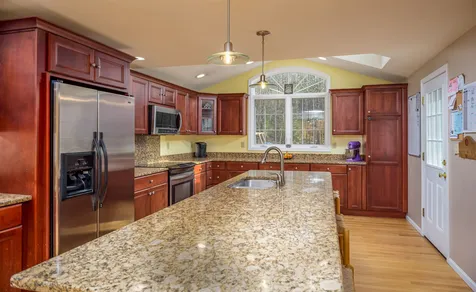 112 Oak Hill Road Barrington NH 03825