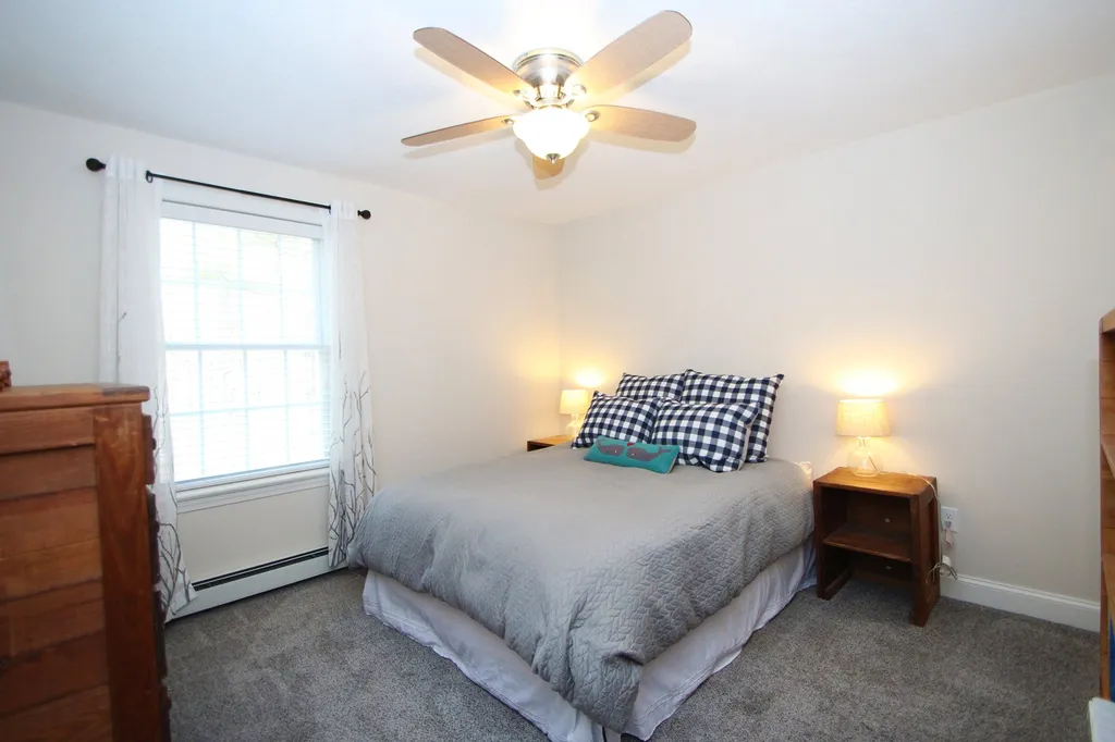 77 Mast Road Lee NH 03861