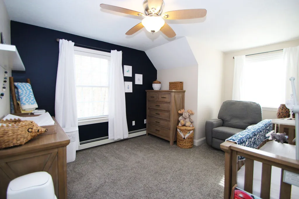 77 Mast Road Lee NH 03861