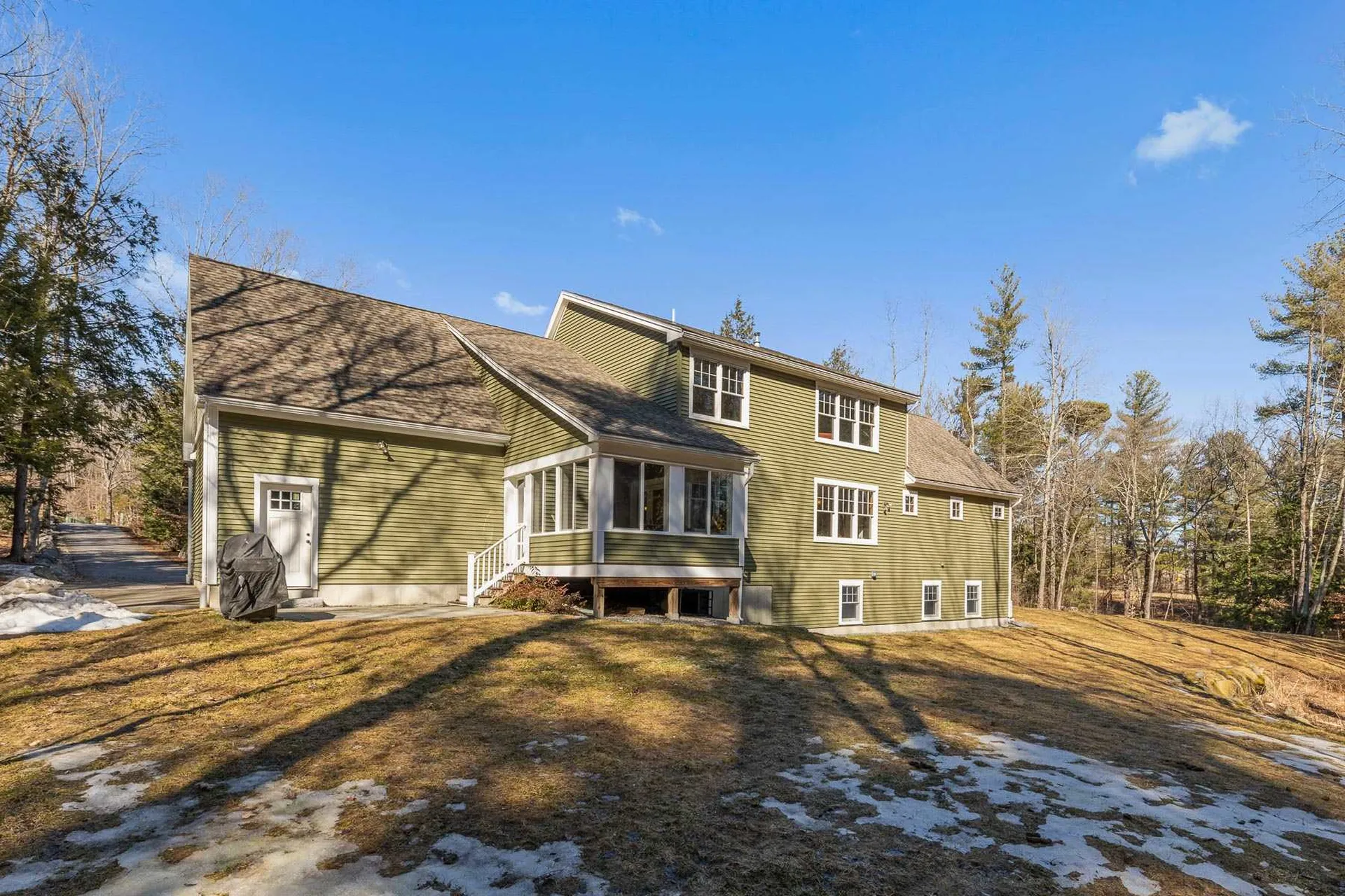 44 Captains Way Exeter NH 03833
