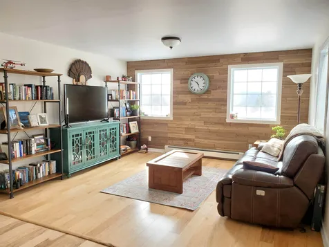 204 Roberts Road Canaan NH 03741