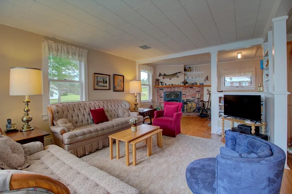 1227 East Shore Road Isle La Motte VT 05463