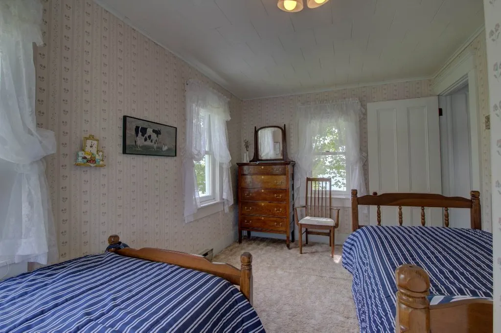 1227 East Shore Road Isle La Motte VT 05463