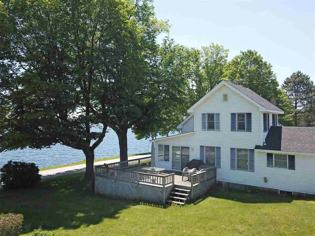 1227 East Shore Road Isle La Motte VT 05463