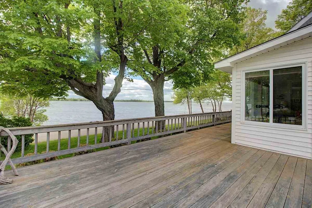 1227 East Shore Road Isle La Motte VT 05463