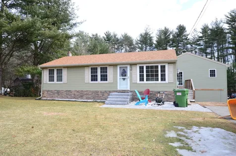 87 Back River Road Merrimack NH 03054