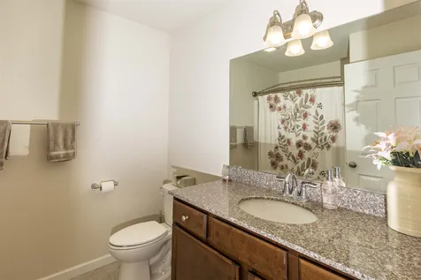 239b Ledgewood Lane Georgia VT 05468