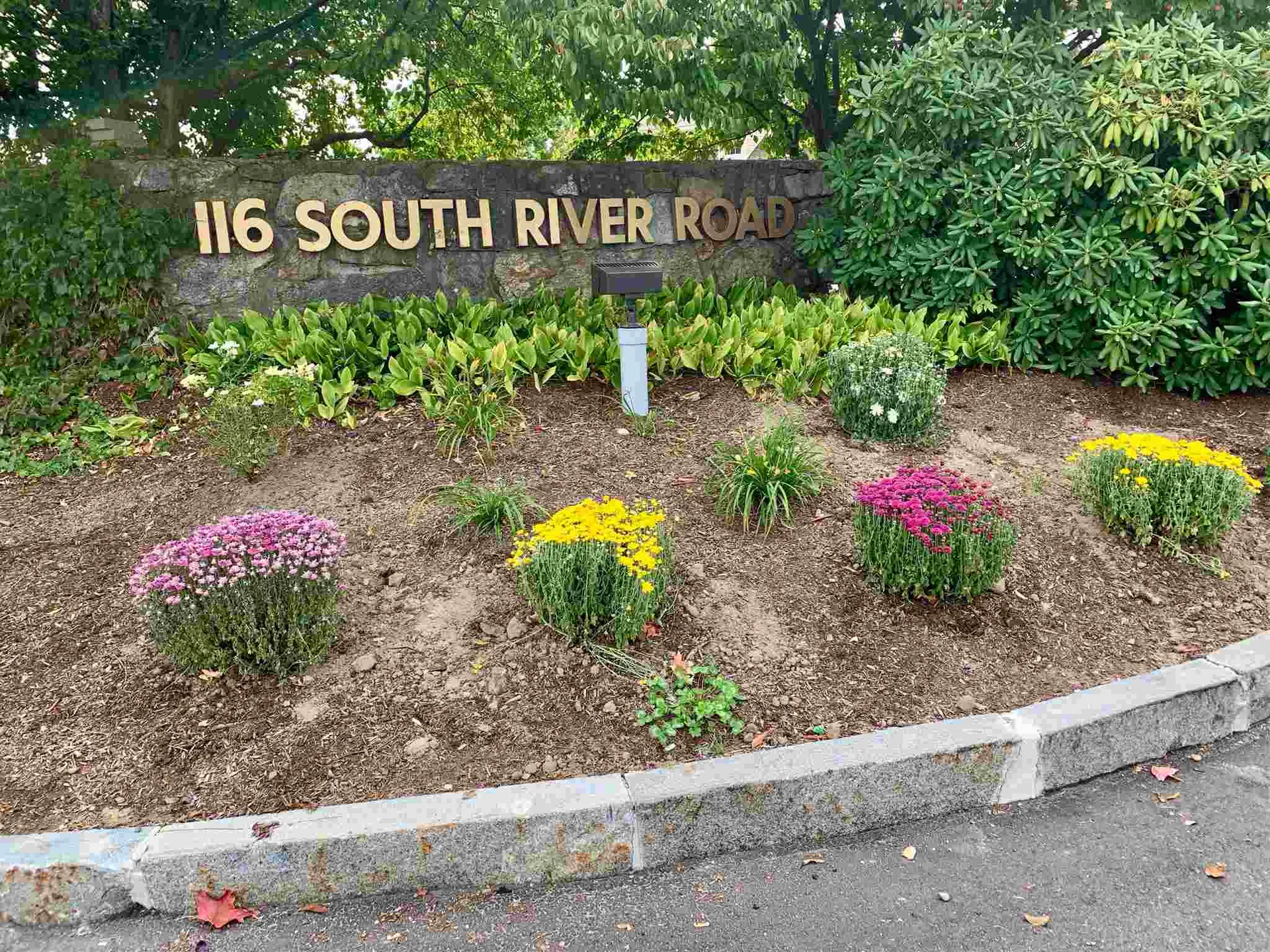 116 South River Road Bedford NH 03110