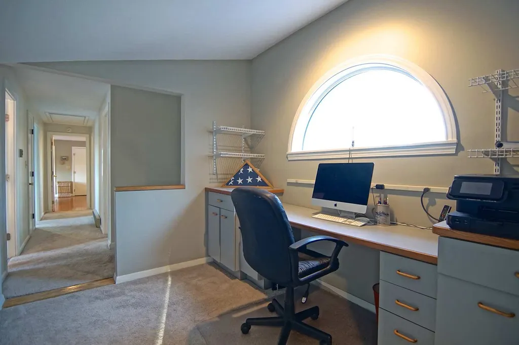 17 Appledore Avenue North Hampton NH 03862