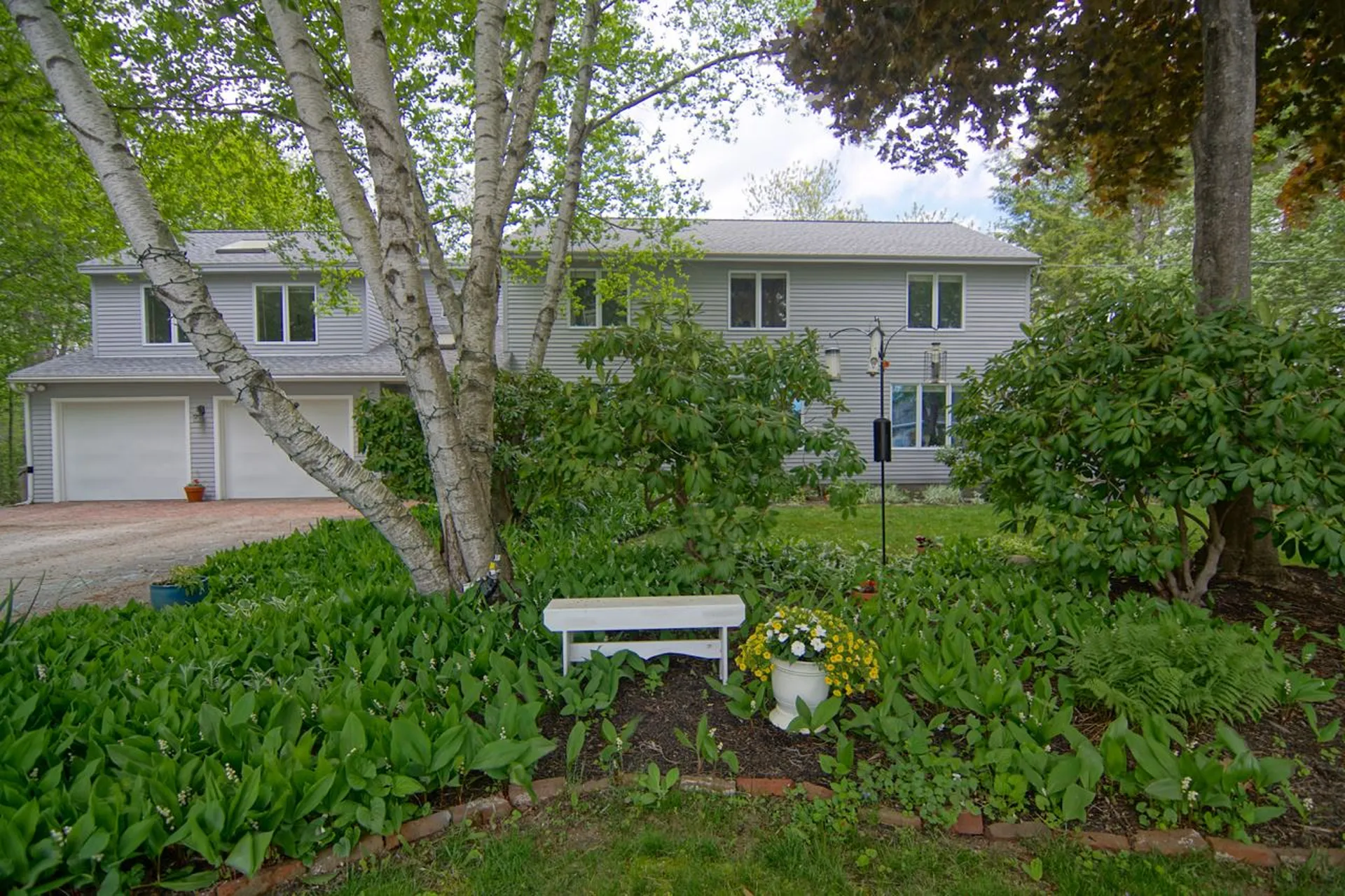 17 Appledore Avenue North Hampton NH 03862