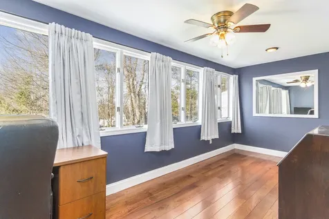57 Conant Road Nashua NH 03062