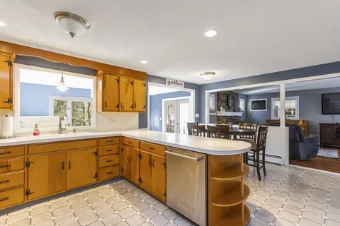 57 Conant Road Nashua NH 03062