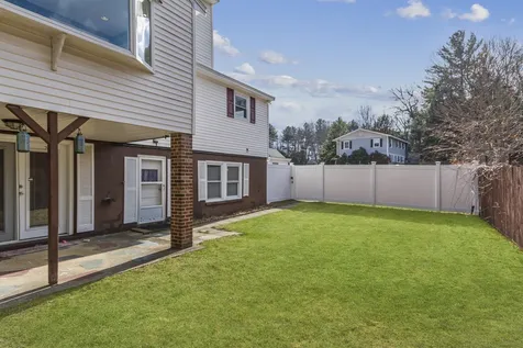 57 Conant Road Nashua NH 03062
