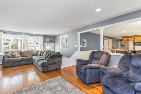 57 Conant Road Nashua NH 03062