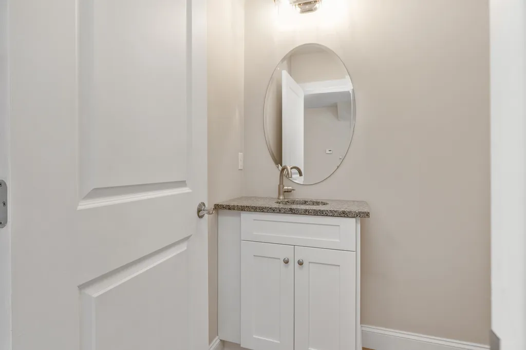 79 Thornton Street Portsmouth NH 03801