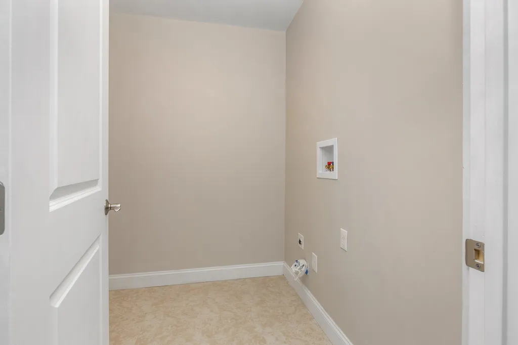 79 Thornton Street Portsmouth NH 03801