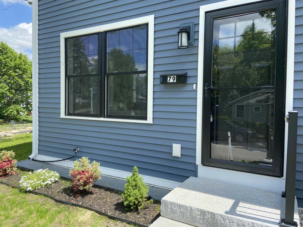 79 Thornton Street Portsmouth NH 03801
