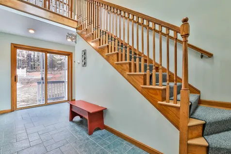 13 Cathedral Lane Hudson NH 03051