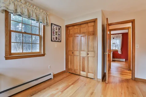 13 Cathedral Lane Hudson NH 03051