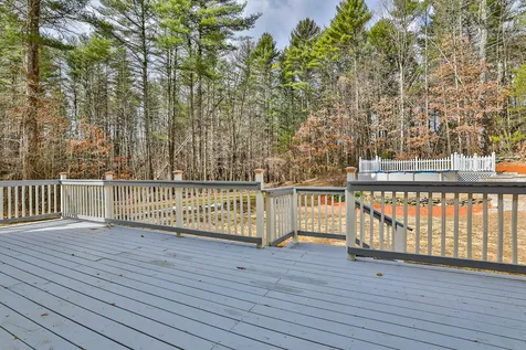 13 Cathedral Lane Hudson NH 03051