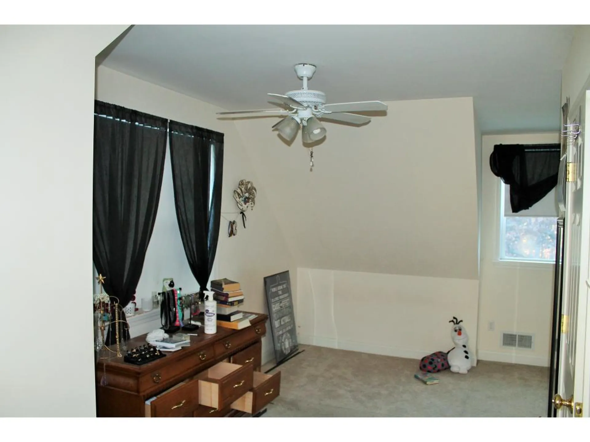 256 Depot Road Hollis NH 03049