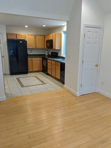 256 Depot Road Hollis NH 03049