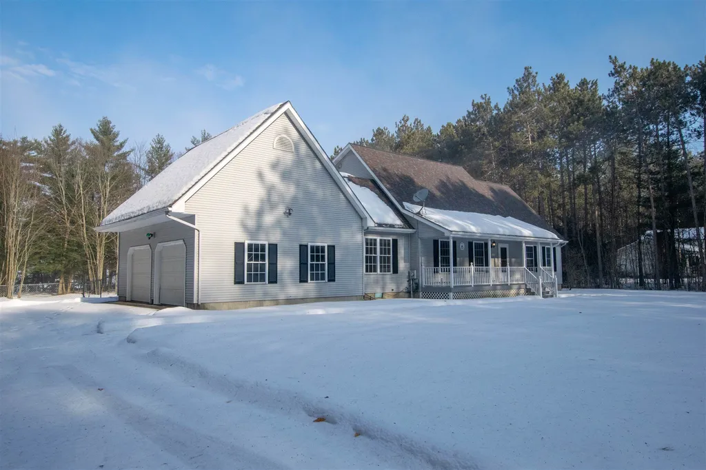 14 Hughes Court Milton VT 05468