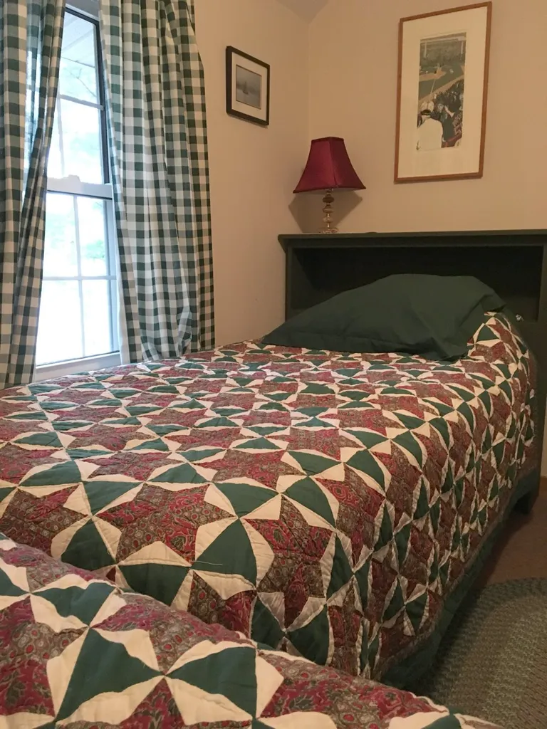 48 Old Clubhouse Lane Bridgewater NH 03222