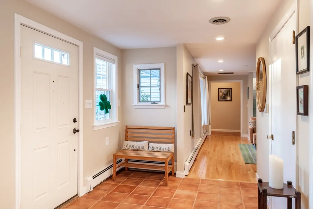 7 Ox Point Drive Kittery ME 03904
