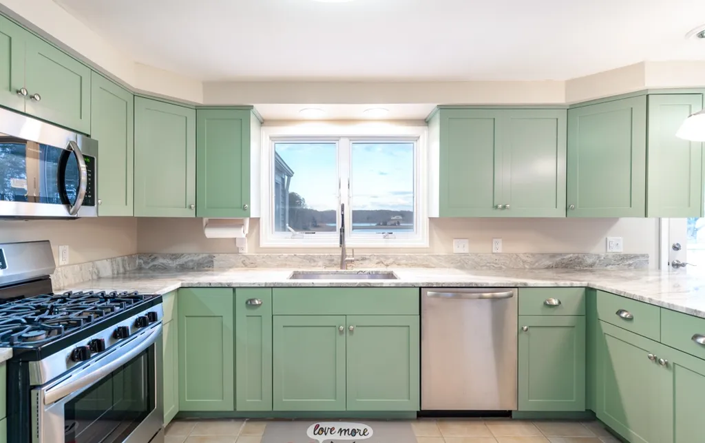 7 Ox Point Drive Kittery ME 03904