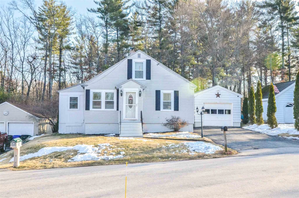 13 Phinney Avenue Manchester NH 03109