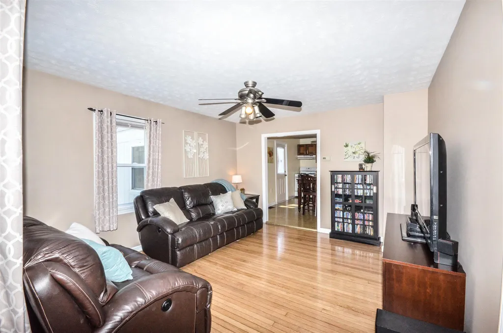 13 Phinney Avenue Manchester NH 03109