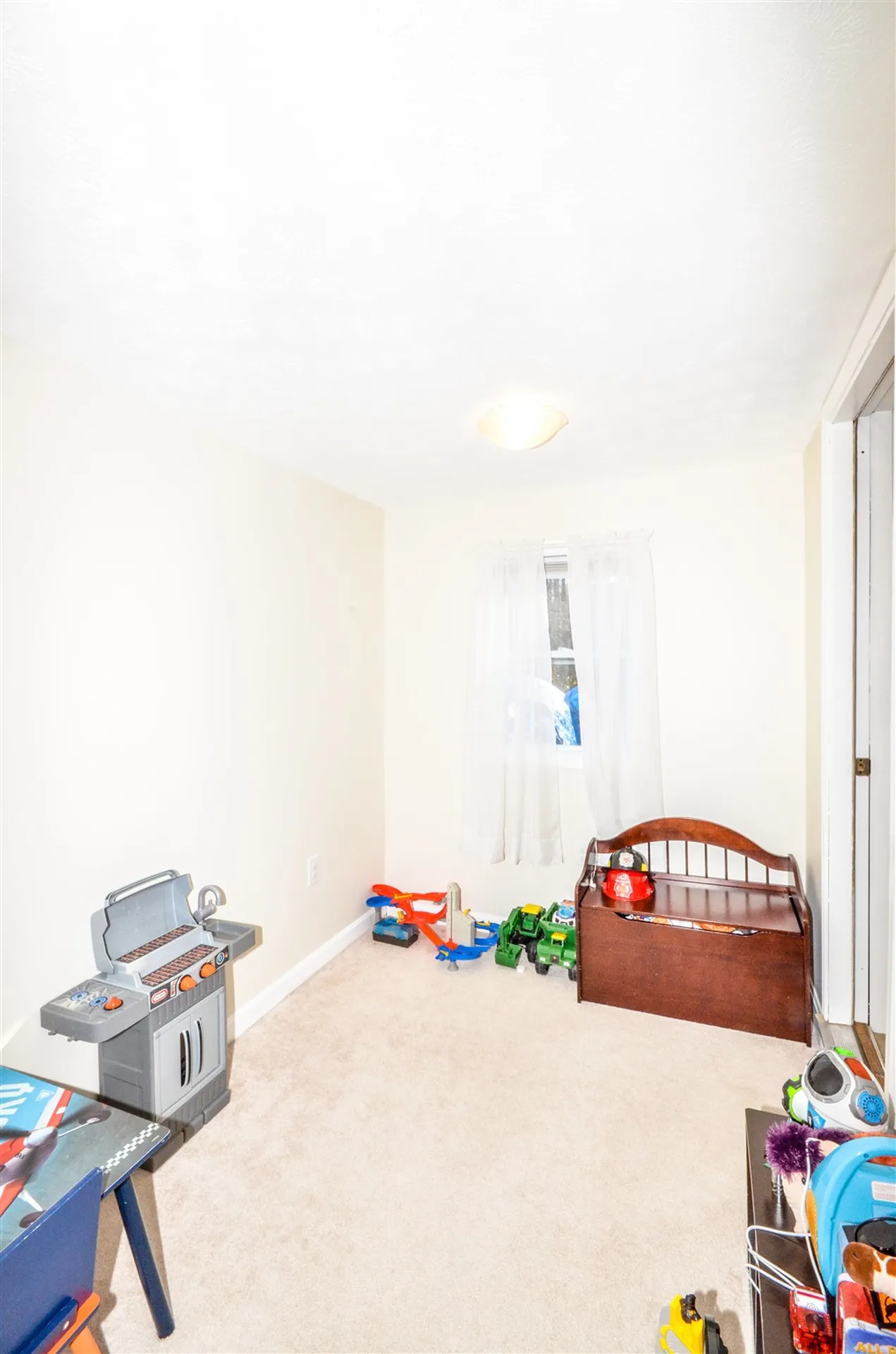 13 Phinney Avenue Manchester NH 03109