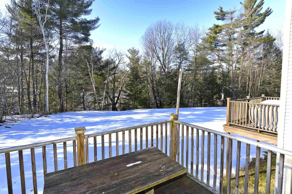 128 Indian Circle Colchester VT 05446