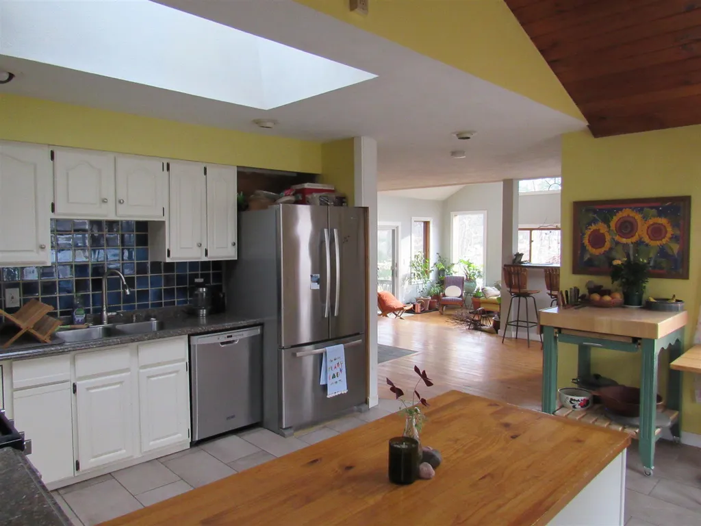 11 Fox Circle Keene NH 03431