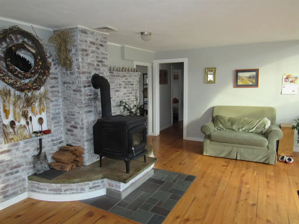 11 Fox Circle Keene NH 03431