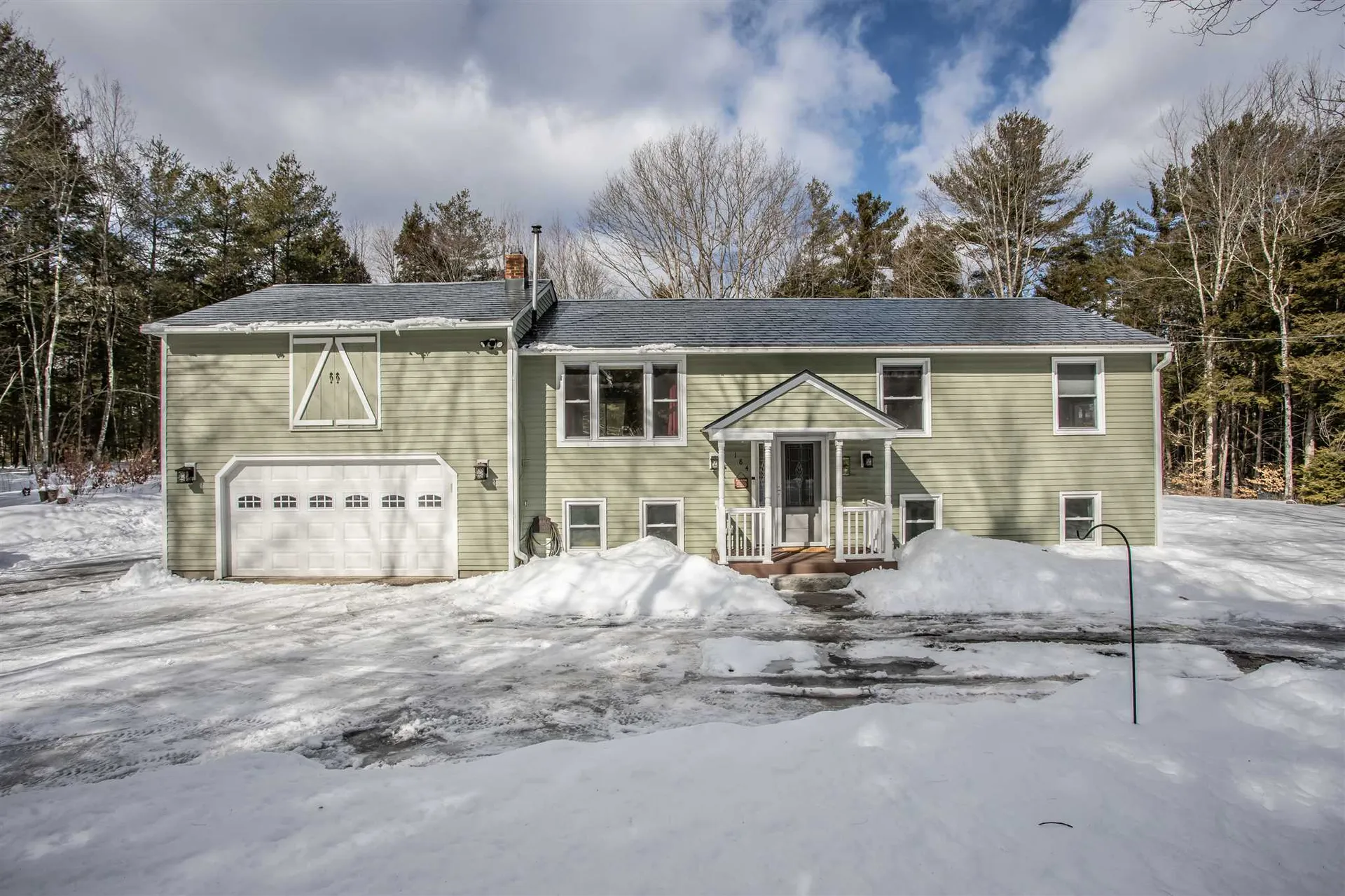 184 Oak Hill Road Weare NH 03281