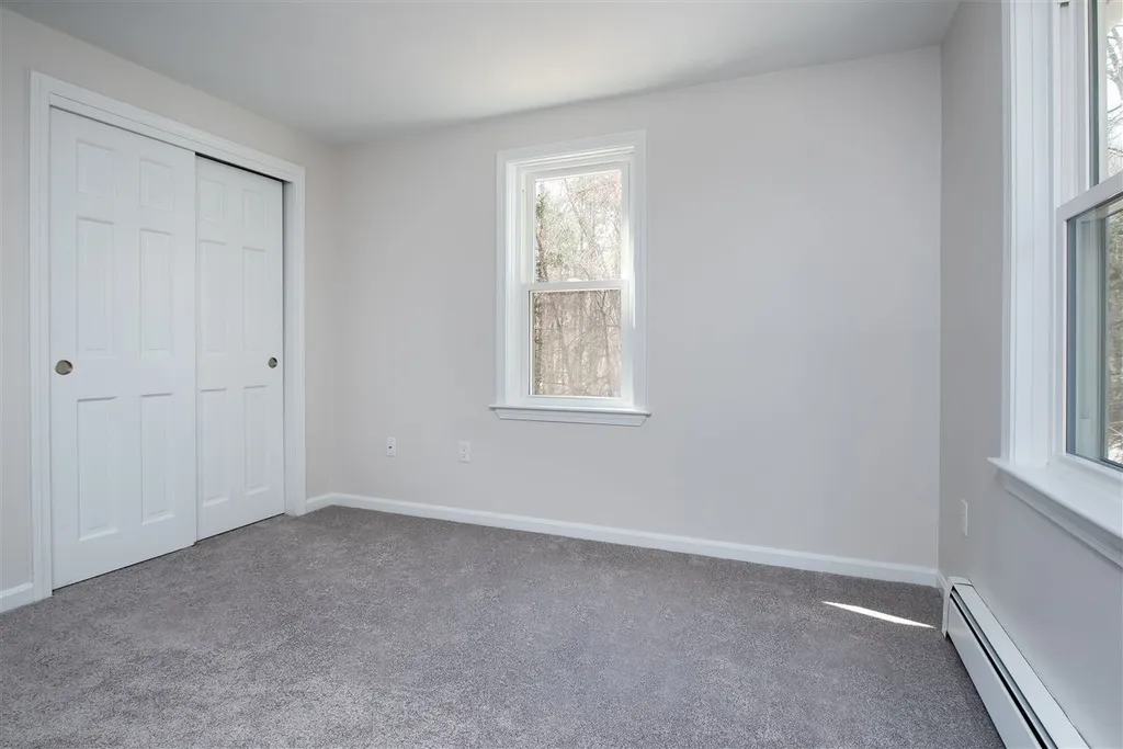 6 Katie Lane Hampstead NH 03841