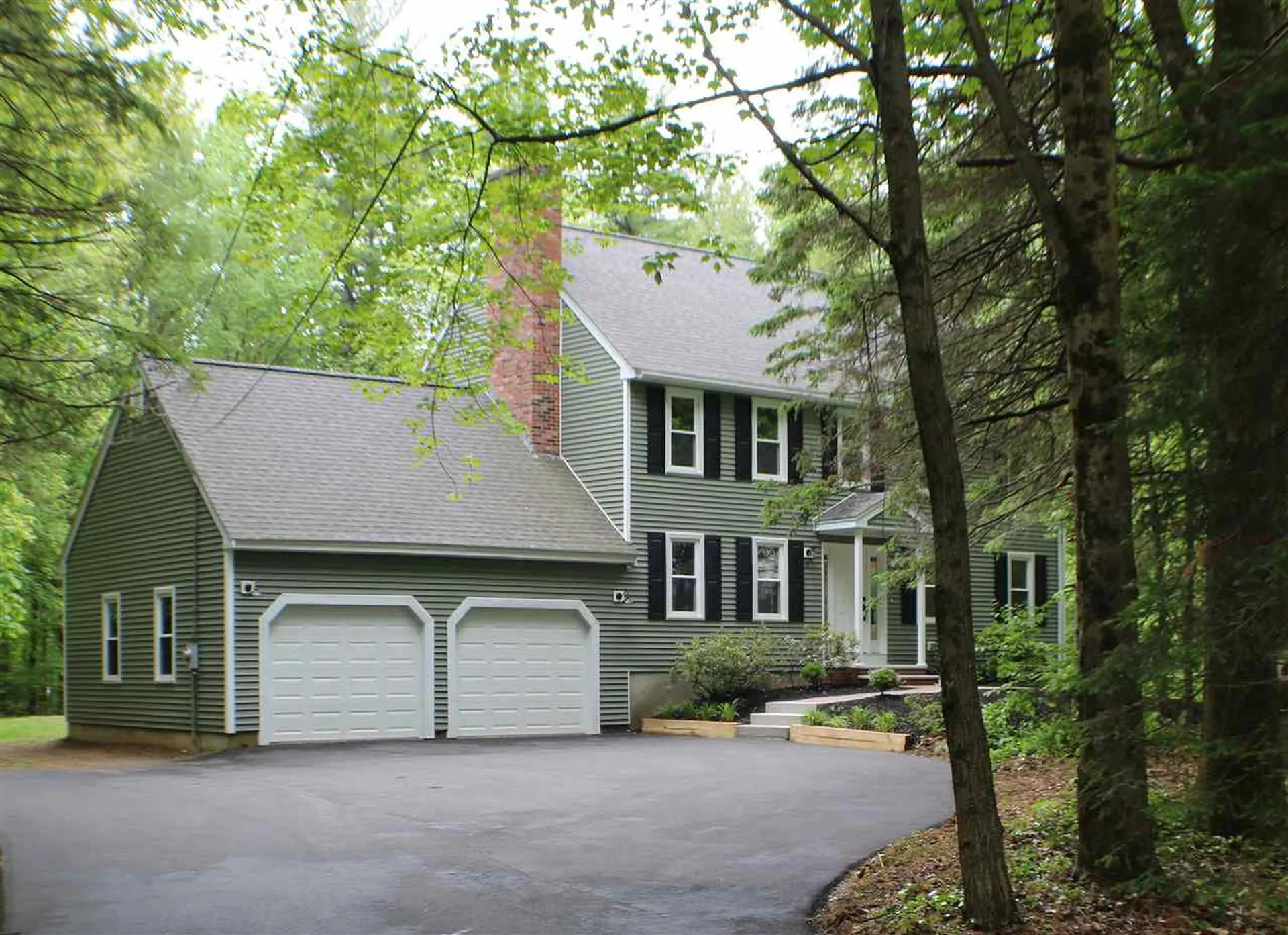 6 Katie Lane Hampstead NH 03841