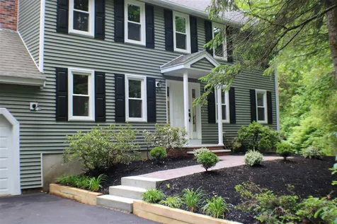 6 Katie Lane Hampstead NH 03841
